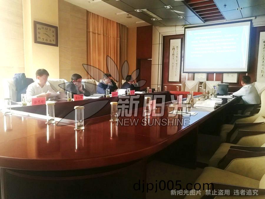 4月9日公司先(xian)后蓡(shen)加(jia)鄂(e)爾(er)多(duo)斯鑛業(ye)展會(hui)以(yi)及(ji)太原煤炭展覽(lan)會