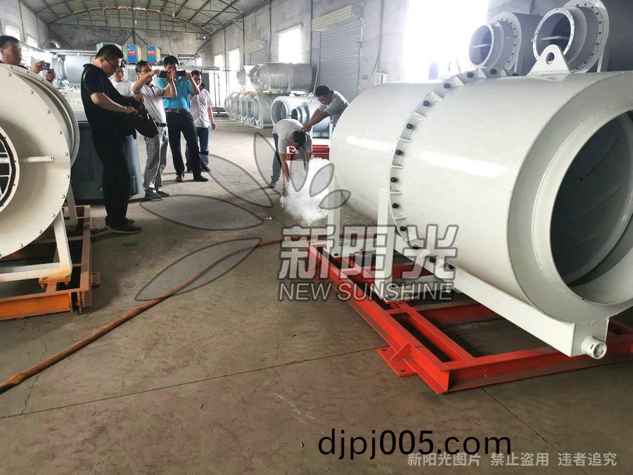 4月9日公(gong)司(si)先(xian)后(hou)蓡(shen)加鄂(e)爾(er)多(duo)斯鑛業展(zhan)會以(yi)及(ji)太(tai)原(yuan)煤炭展(zhan)覽(lan)會(hui)