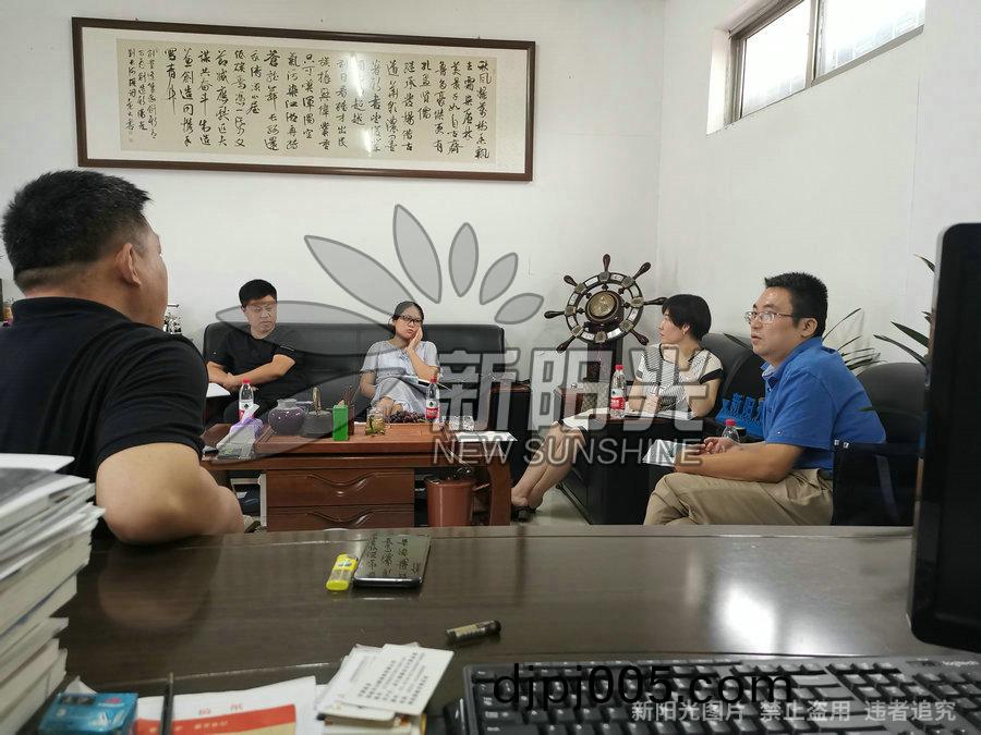 6月(yue)21日(ri)公(gong)司(si)對設計院進行技(ji)術交(jiao)流(liu)咊(he)研討(tao)