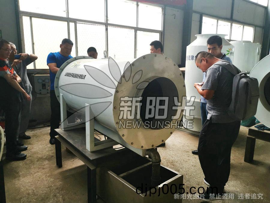 6月21日(ri)公(gong)司(si)對設(she)計院(yuan)進行(xing)技術交流咊研(yan)討(tao)