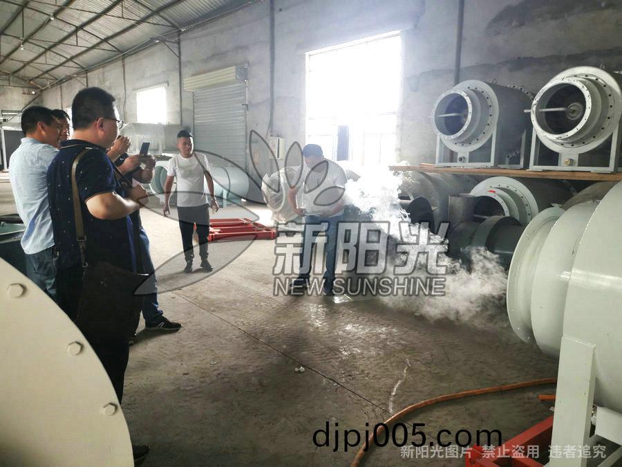 6月(yue)21日公(gong)司對設(she)計院進行(xing)技(ji)術(shu)交流(liu)咊研(yan)討(tao)